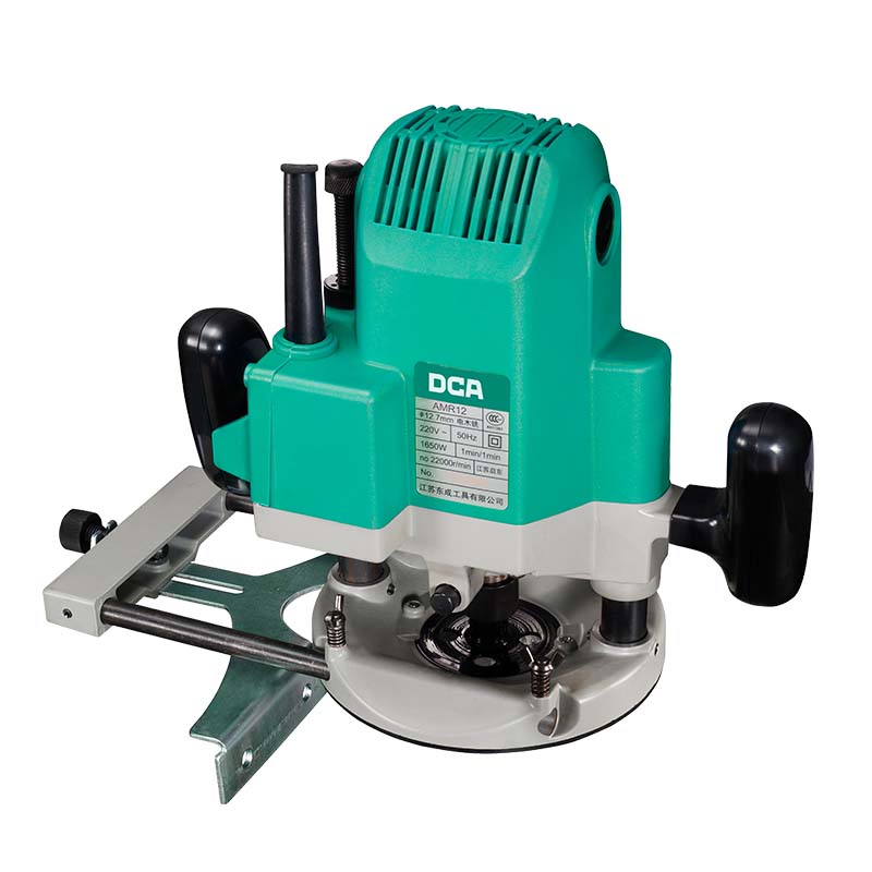 DCA AMR12 Wood Router